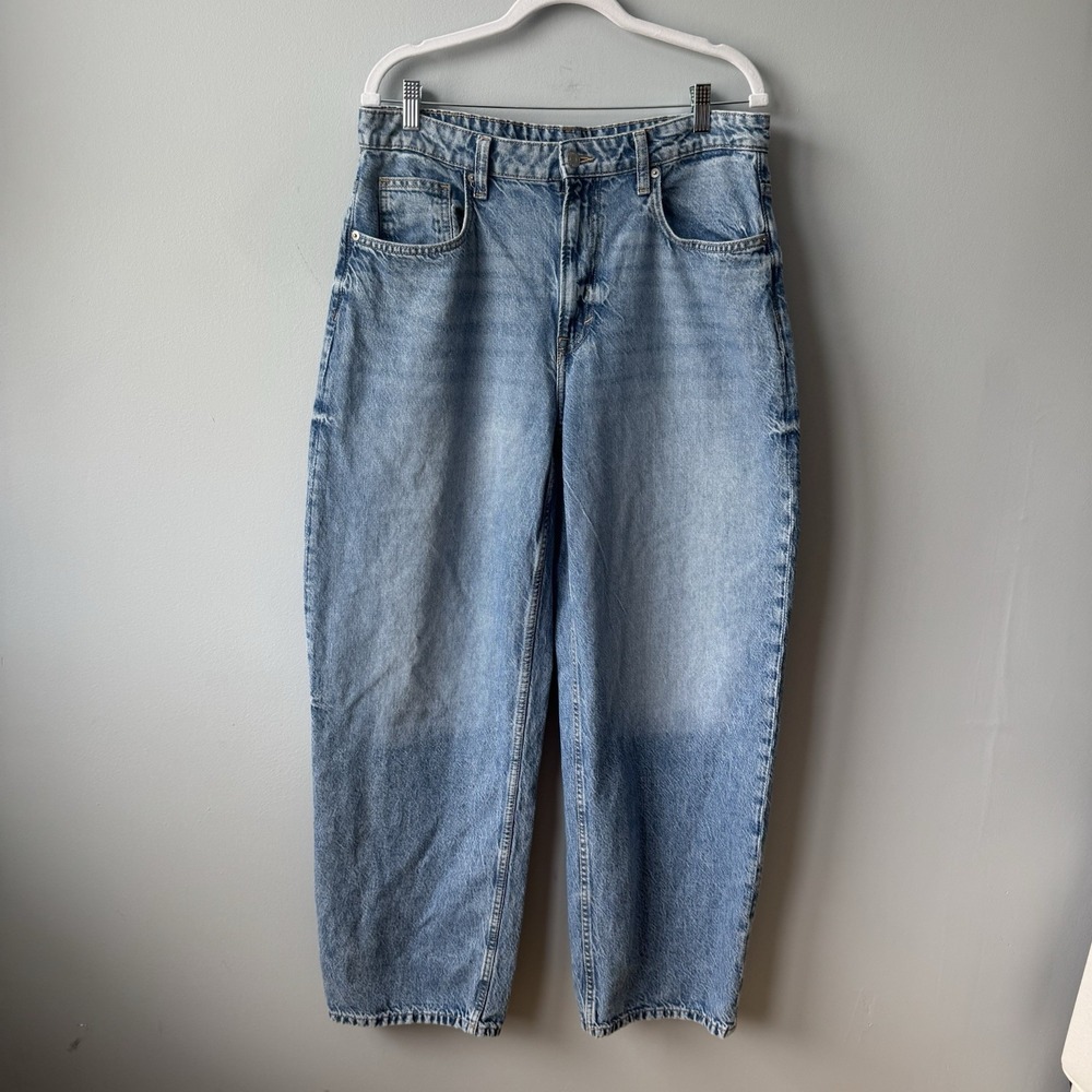 H&M &DENIM Baggy Barrel-Leg High Rise Jeans Women's 12 Light Wash 100% Cotton